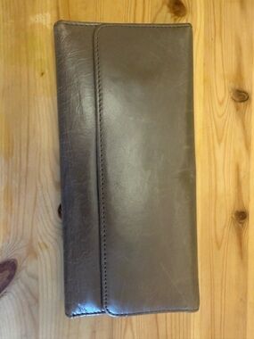 HOBO taupe leather trifold wallet EUC